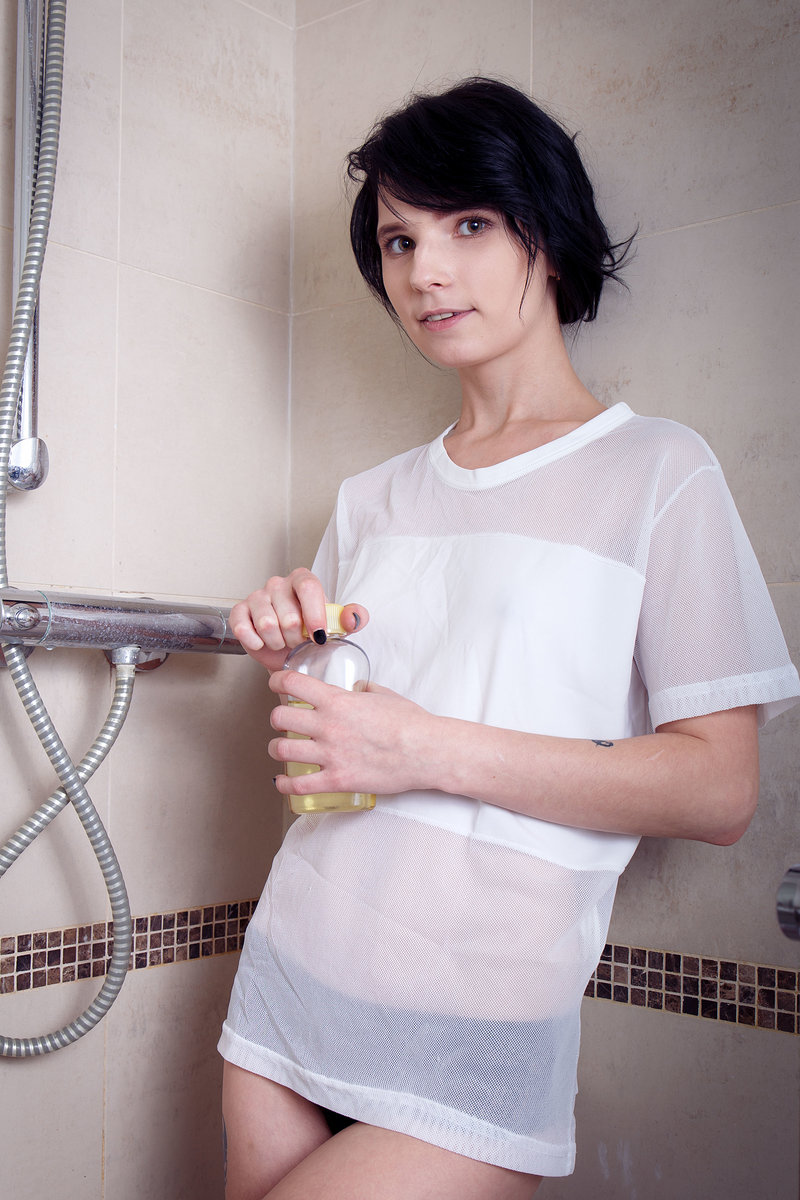 Злата, 25 лет, 1 размер груди